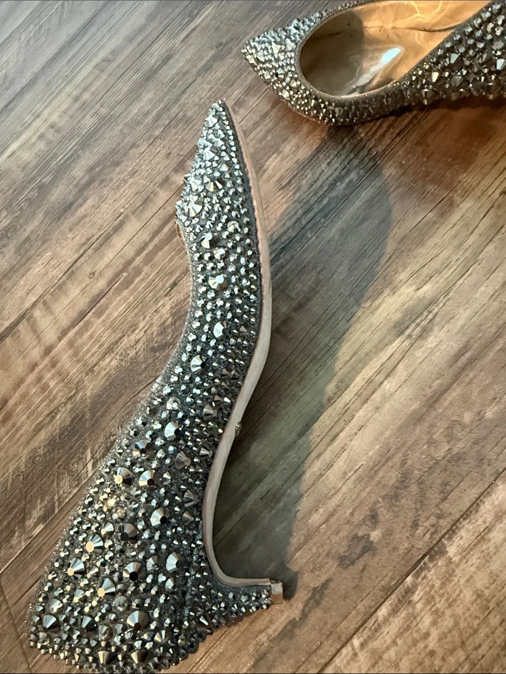 BADGLEY MISCHIKA Silver Crystal Pointed Toe heels